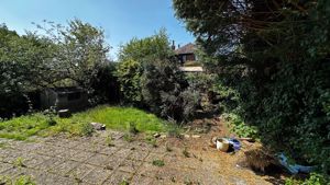 Photo 6- click for photo gallery